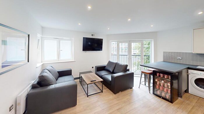 4 Bedroom Apartment To Rent In Stepney Lane, Newcastle Upon Tyne, NE1
