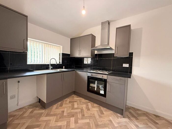 2 Bedroom Apartment To Rent In Halesowen Road, Halesowen, B62