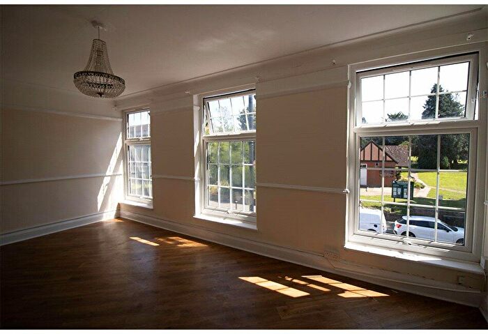 2 Bedroom Apartment To Rent In High Street, Banstead, Surrey, SM7