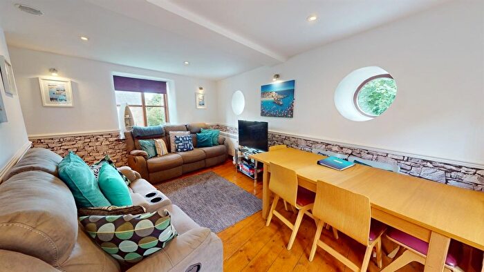 3 Bedroom End Of Terrace House For Sale In Kenegie Manor, Gulval, TR20