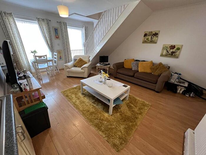 1 Bedroom Flat To Rent In Norwood Court, Trowbridge, Wiltshire, BA14