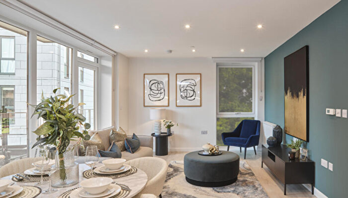 2 Bedroom Apartment For Sale In Copperhouse Green Lowfield Street Dartford, DA1