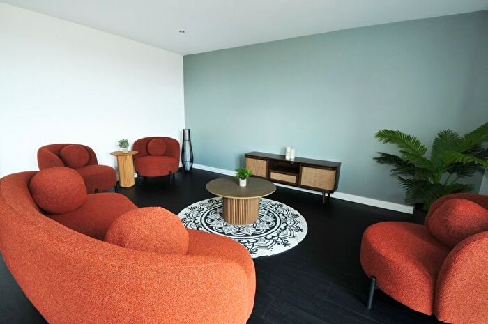 3 Bedroom Flat To Rent In Bedroom Apartment – Alto, Sillavan Way, Salford, M3