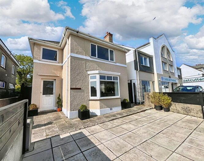 3 Bedroom Detached House For Sale In Ideal Family Home, Carbis Bay, TR26