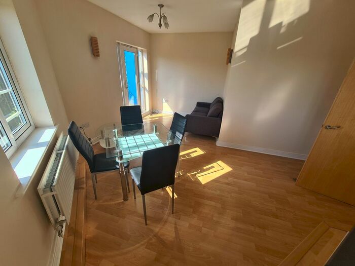 2 Bedroom Flat To Rent In Waterside Drive, Hockley, Birmingham, B18