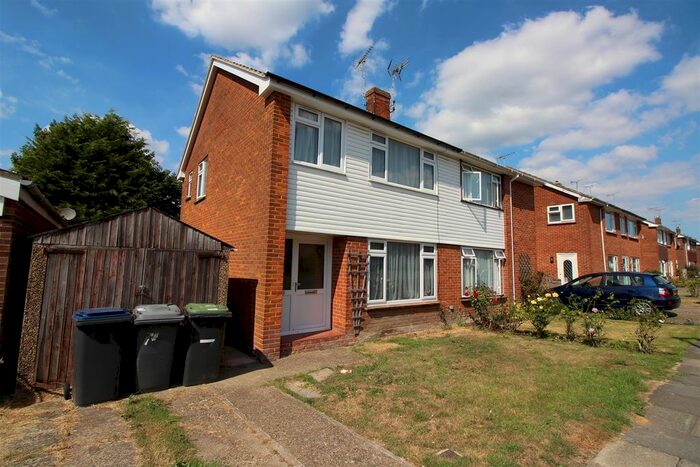 3 Bedroom Semi-Detached House To Rent In College Road, Canterbury, Kent, CT1