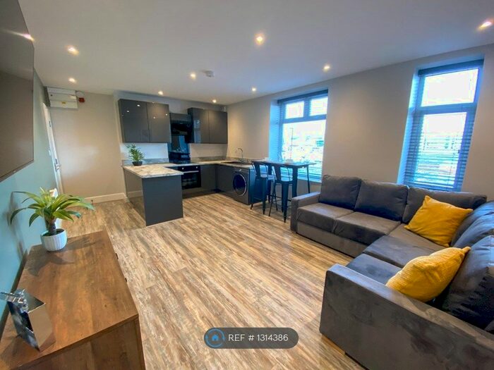 2 Bedroom Flat To Rent In Shrewsbury Road, Sheffield S2