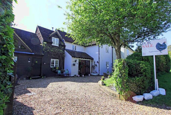 5 Bedroom Semi-Detached House For Sale In Bayford Village, Hertford, SG13