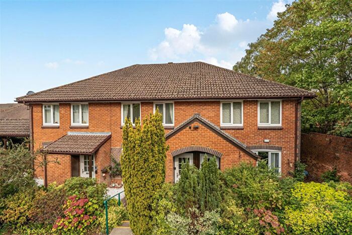 1 Bedroom Property For Sale In Acorn Drive Wokingham, Berkshire, RG40
