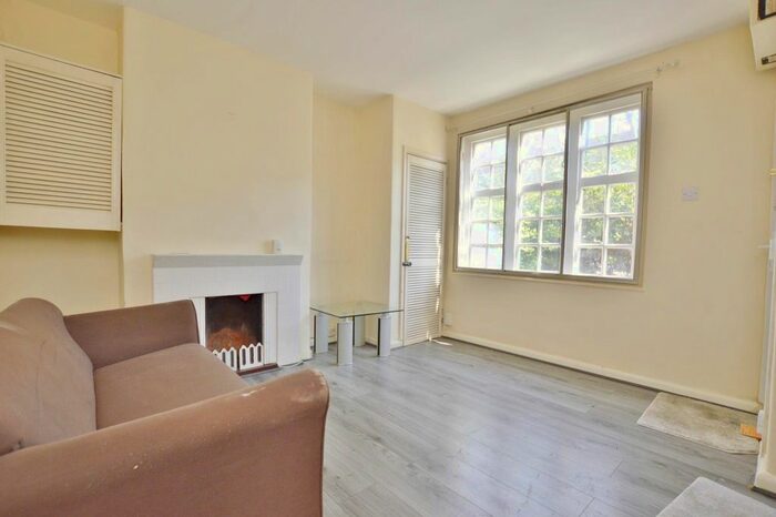 2 Bedroom Terraced House To Rent In Prince Regent Lane, London, E13