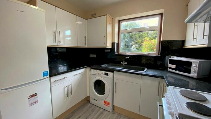4 Bedroom House To Rent In St Martins Close, Canterbury - Ref, CT1