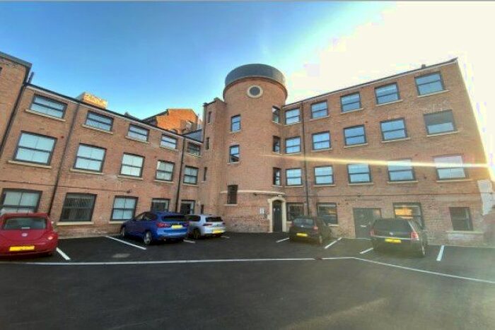 2 Bedroom Flat To Rent In Mount Street, Nottingham, NG7