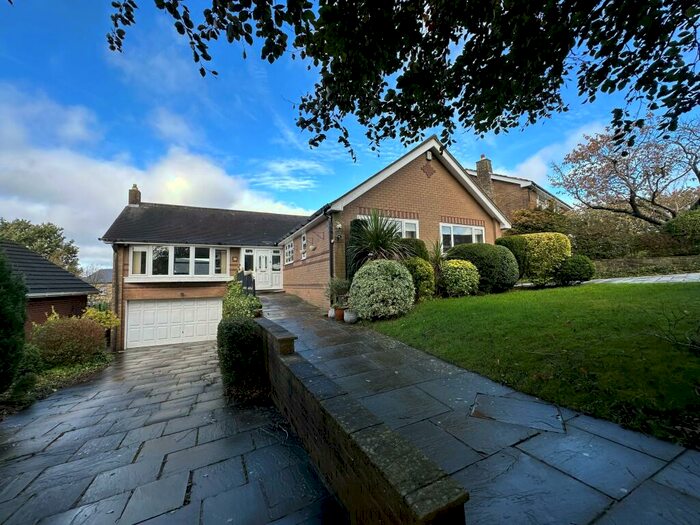 5 Bedroom Bungalow To Rent In Hereford Way, Stalybridge, SK15