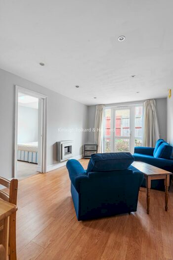 1 Bedroom Flat To Rent In Nether Street London, N12