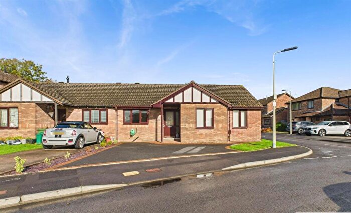 3 Bedroom Semi-Detached Bungalow To Rent In Cottesmore Way, Cross Inn, Pontyclun, CF72