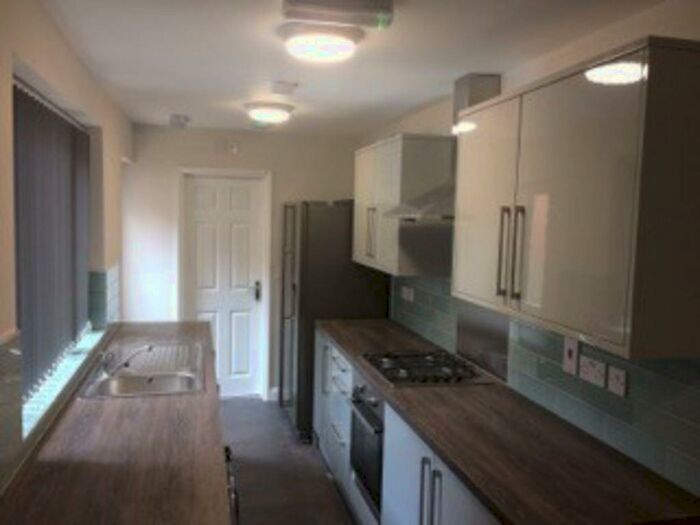 4 Bedroom Terraced House To Rent In Colchester Street, Coventry - &#; Pppw, CV1