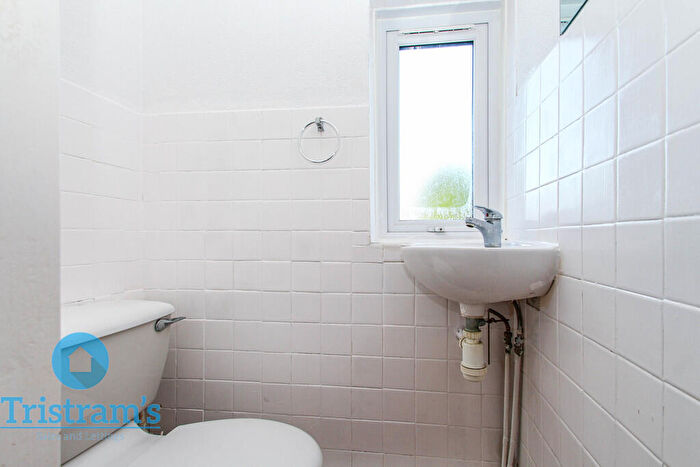 1 Bedroom Semi-Detached House To Rent In Room, Boundary Road, Beeston, NG9