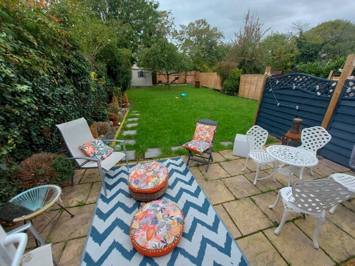 4 Bedroom Semi-Detached House To Rent In St. Margarets Road, Edgware, Greater London, HA8