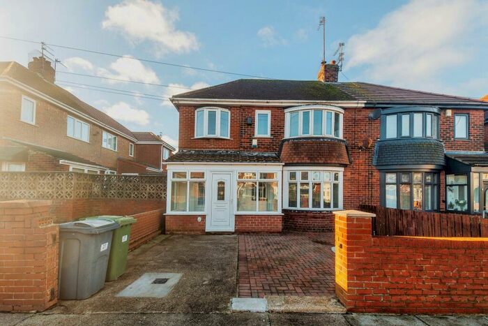 3 Bedroom House To Rent In Ferndene Crescent, Sunderland, Tyne And Wear, SR4