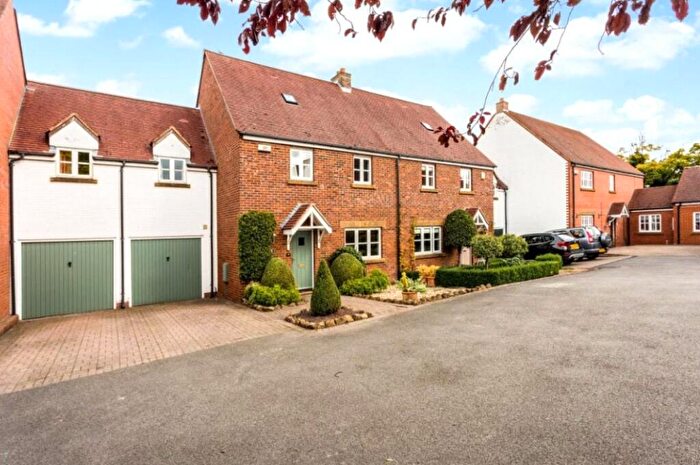 5 Bedroom Terraced House To Rent In Cotters Croft, Fenny Compton, Southam, CV47