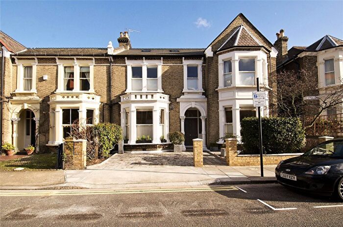 6 Bedroom Semi-Detached House To Rent In Rivercourt Road, Hammersmith, London, W6