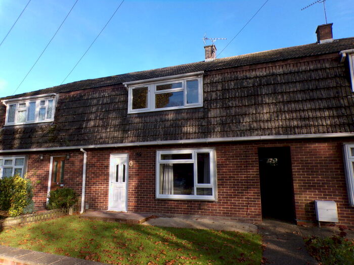 3 Bedroom House To Rent In Hollman Drive, Romsey, SO51