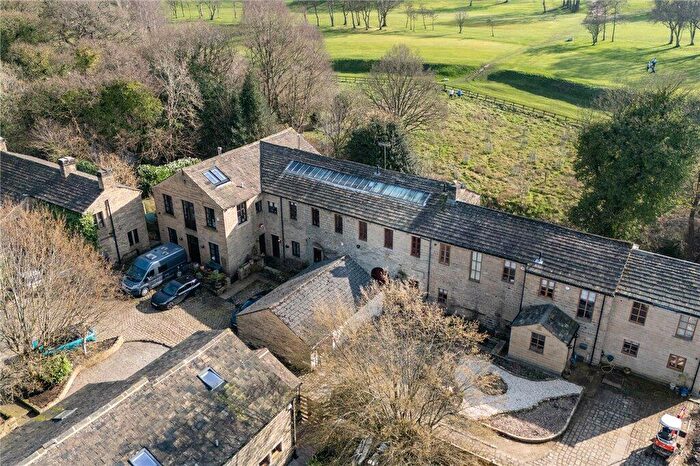 2 Bedroom Terraced House For Sale In Beckfoot Lane, Bingley, West Yorkshire, BD16