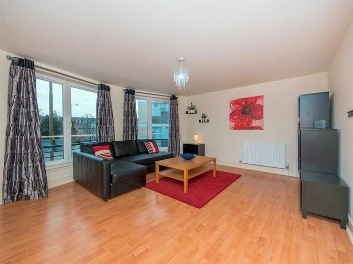 2 Bedroom Flat To Rent In Annandale Street, Edinburgh, EH7
