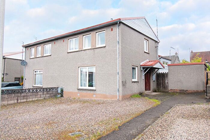 4 Bedroom Semi-Detached House For Sale In Jeanfield Crescent, Forfar, DD8