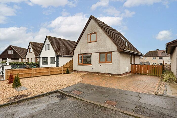 4 Bedroom Detached House For Sale In Cameron Crescent, Windygates, Leven, Fife, KY8