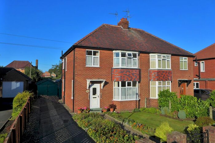 3 Bedroom Semi-Detached House To Rent In Filey Avenue, Ripon, HG4