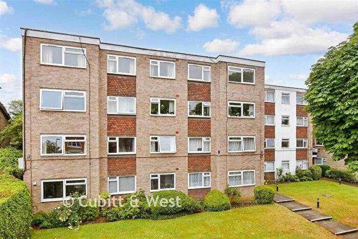 1 Bedroom Flat For Sale In Mulgrave Road, Sutton, Surrey, SM2