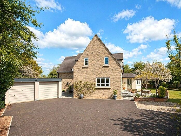 4 Bedroom Detached House For Sale In Cambridge Road, Oakington, Cambridge, CB24