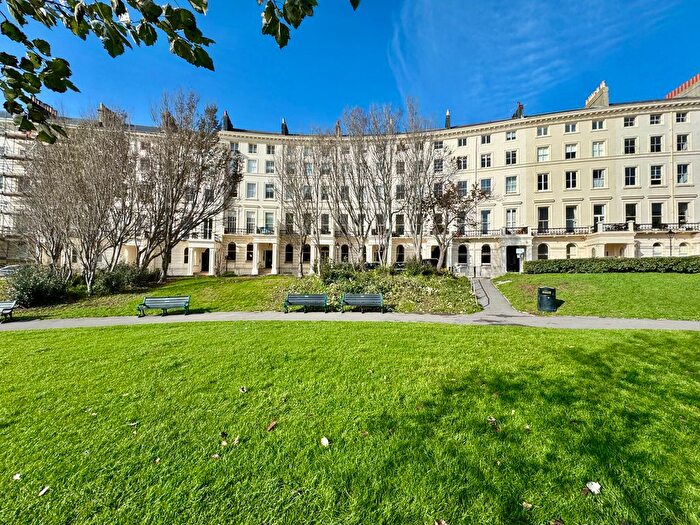 Studio To Rent In Adelaide Crescent, Hove, BN3