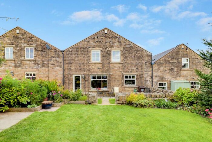 4 Bedroom House For Sale In Spring Head Farm, New Hey Road, Huddersfield, West Yorkshire, HD3