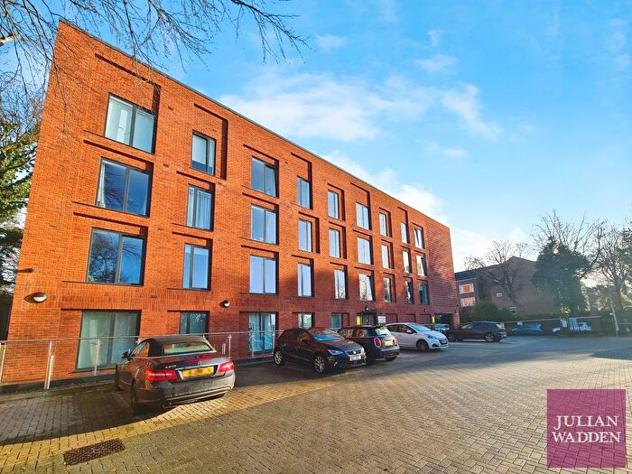 1 Bedroom Flat To Rent In Buxton Road, Davenport, Stockport, SK2