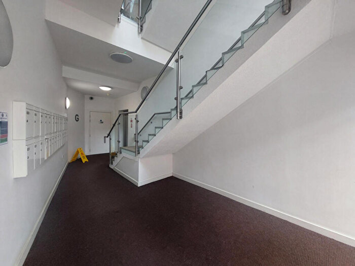 1 Bedroom Flat For Sale In Freedom Quay, Hull, HU1