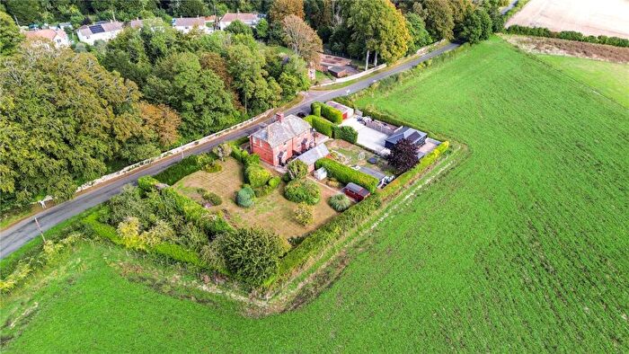 3 Bedroom Semi Detached House For Sale In New Road, Lower Bryanston, Blandford Forum, Dorset, DT11