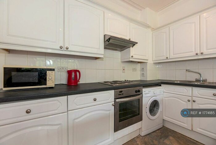 1 Bedroom Flat To Rent In Albion Road, Sutton, SM2