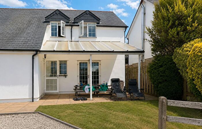 3 Bedroom Flat To Rent In Poundstock, Bude, EX23