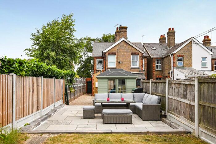 3 Bedroom Semi-Detached House For Sale In Holloway Road, Heybridge, CM9