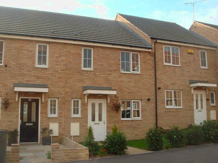 3 Bedroom Terraced House To Rent In Turnham Drive, Leighton Buzzard, LU7