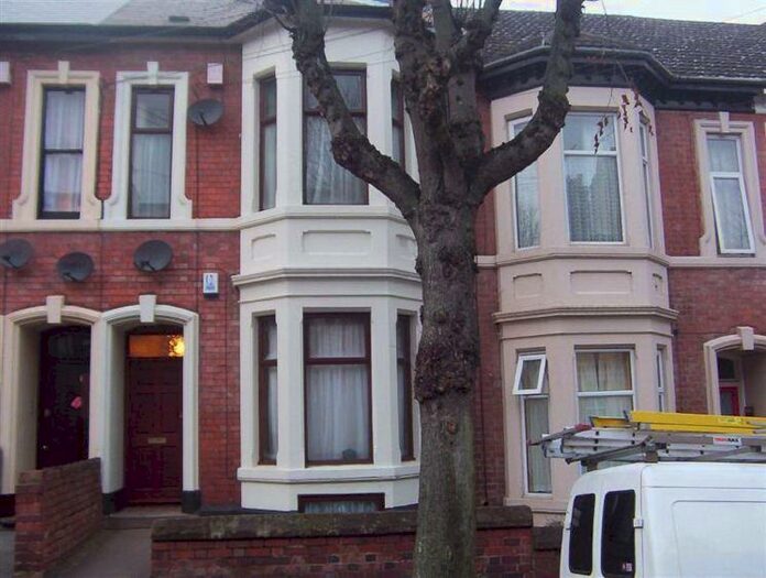 1 Bedroom Apartment To Rent In Middleborough Road, Coundon, Coventry, West Midlands, CV1