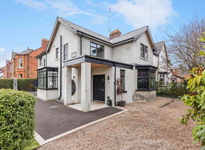 4 Bedroom Detached House For Sale In Cranmore Gardens, Belfast, BT9