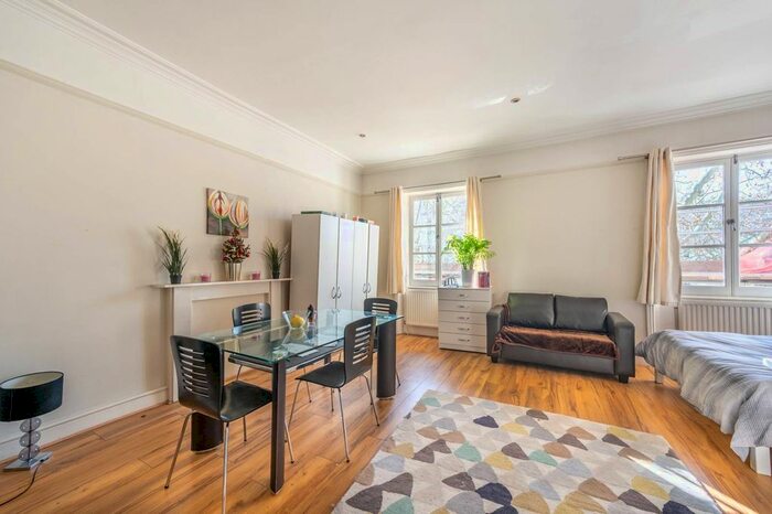 1 Bedroom Flat To Rent In Westbourne Terrace, Bayswater, London, W2