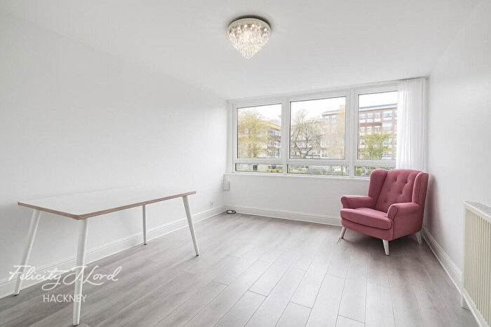 2 Bedroom Apartment To Rent In Brenthouse Road, London, E9