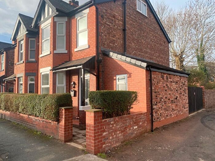4 Bedroom Semi Detached House For Sale In Kingsley Road, Northenden, Manchester, M22