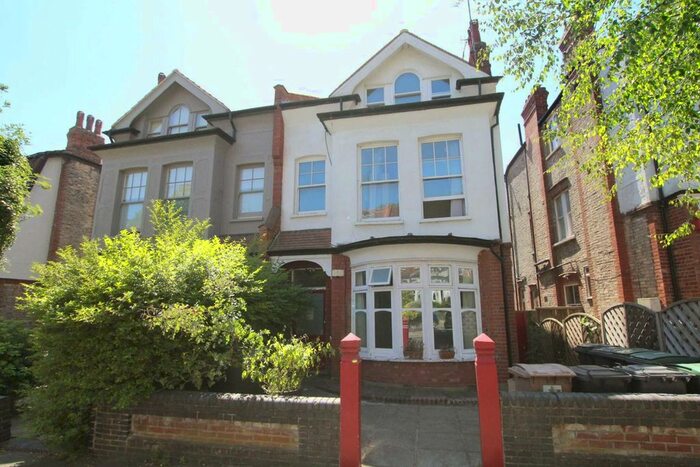 2 Bedroom Flat To Rent In Stanhope Gardens, London, N6