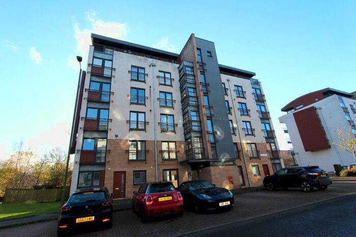 2 Bedroom Flat To Rent In East Pilton Farm Crescent, Pilton, Edinburgh, EH5