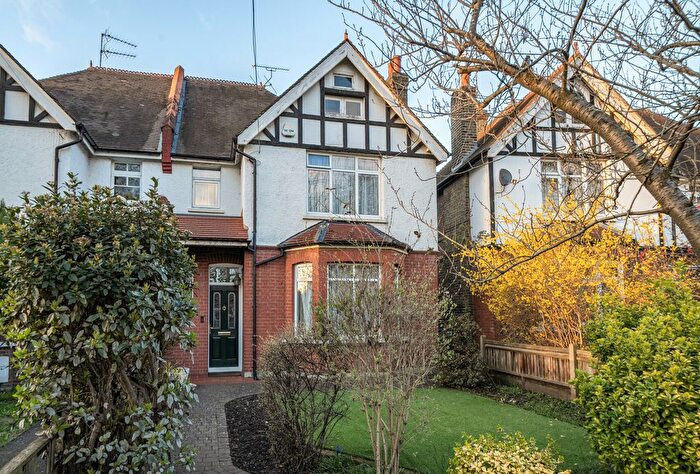 4 Bedroom Semi Detached House For Sale In Preshaw Crescent, Mitcham, CR4